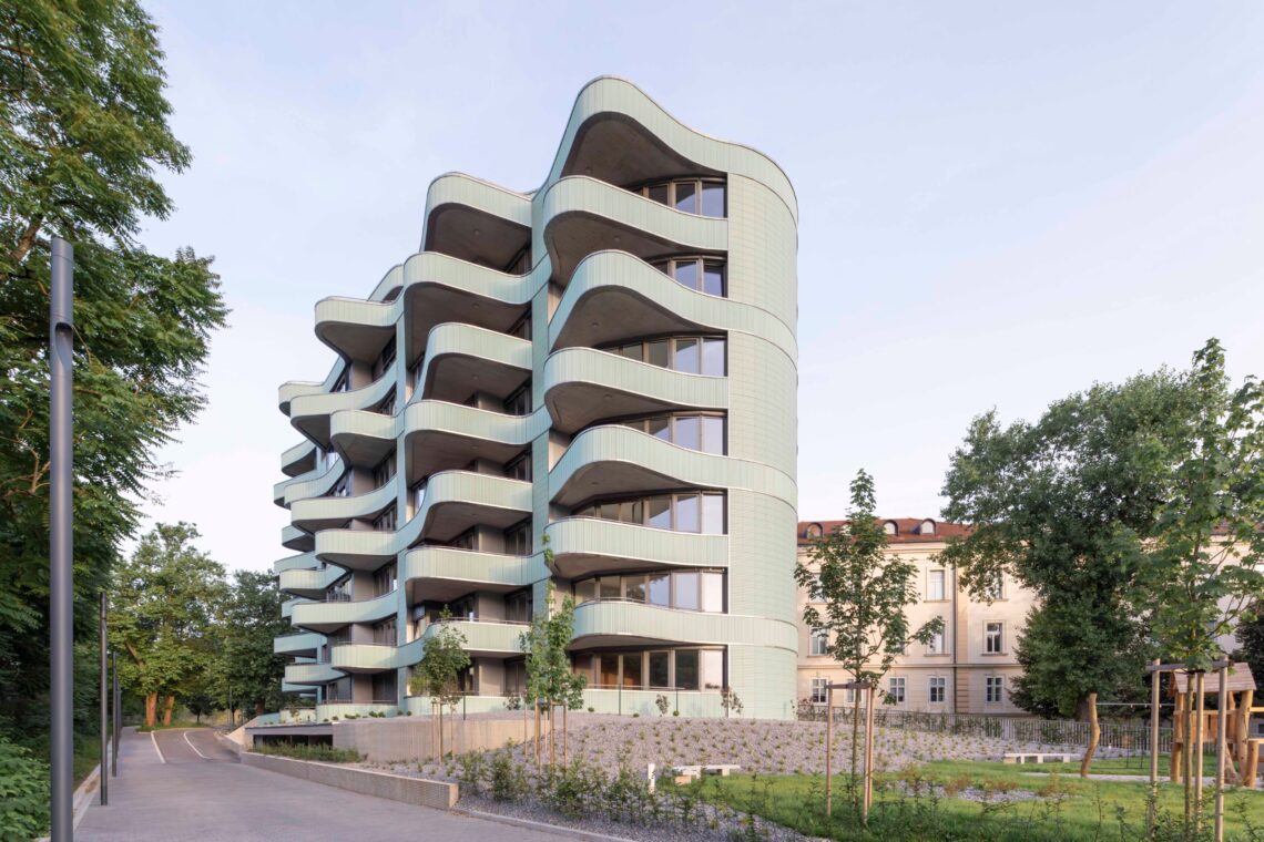 Residential building elipse / sadar+vuga