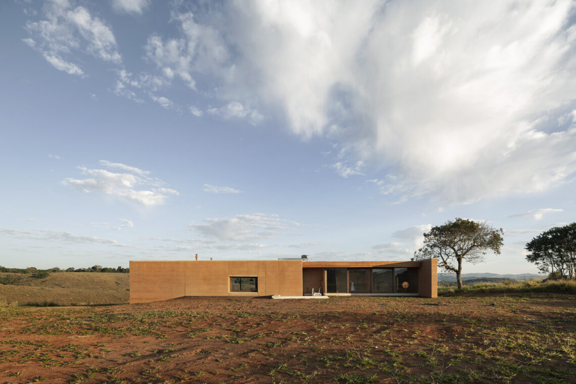 House in cunha / arquipélago arquitetos