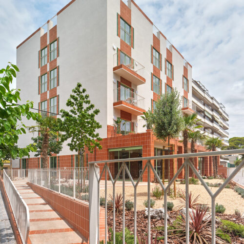 27 apartments in salou / nua arquitectures