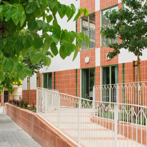 27 apartments in salou / nua arquitectures