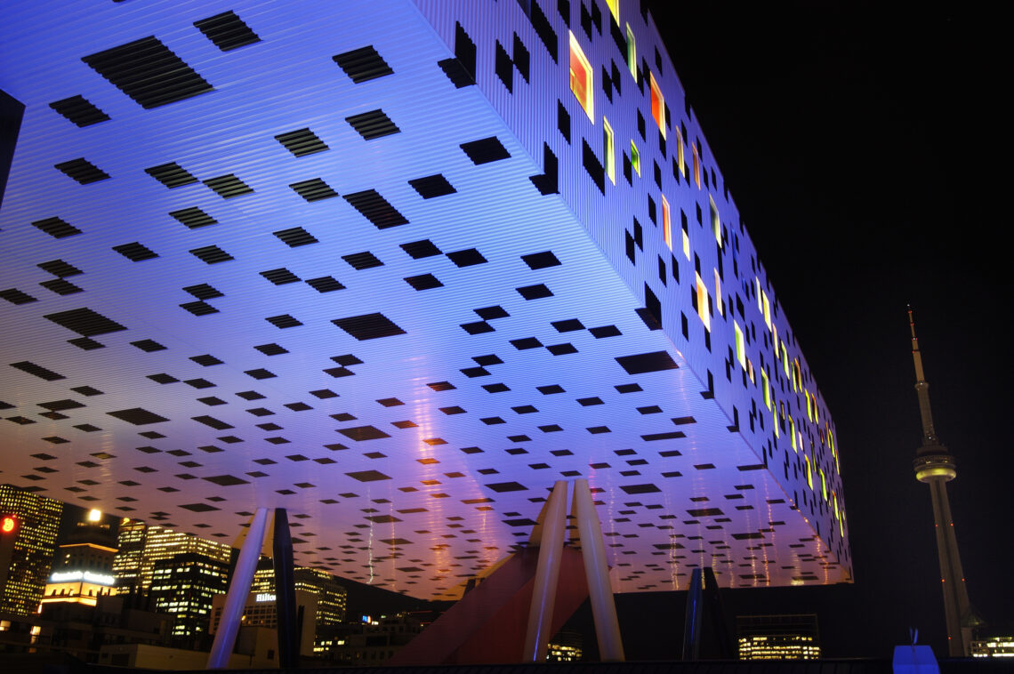 Sharp centre for design / will alsop