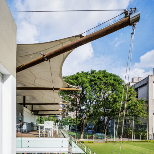 Bar futebol clube pinheiros / bacco arquitetos associados