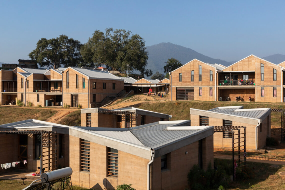 Bayalpata Hospital / Sharon Davis Design