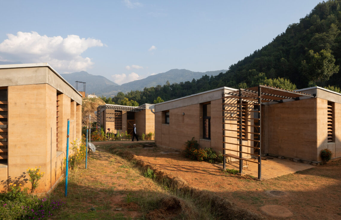 Bayalpata Hospital / Sharon Davis Design