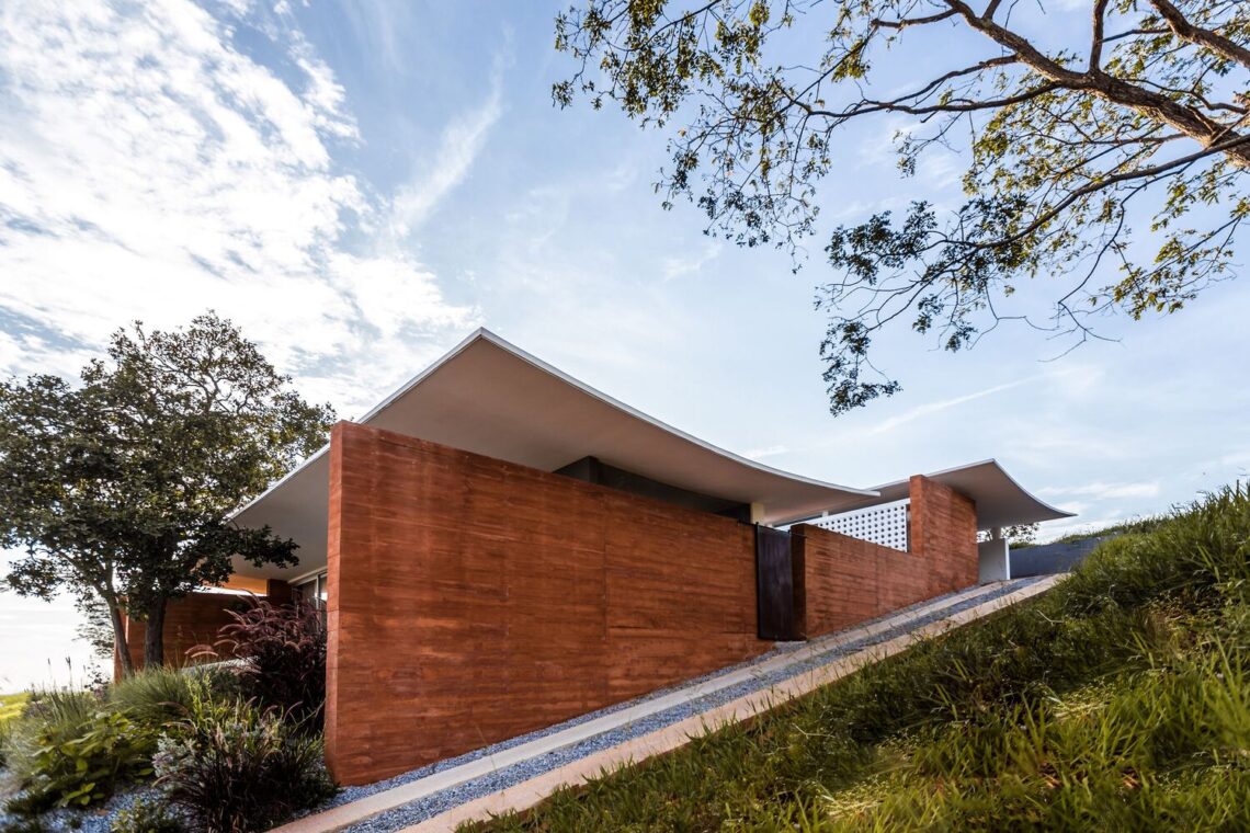 Café house / tetro arquitetura