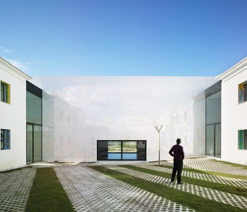 Music hall in algueña / cor & partners