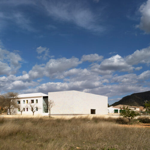 Music hall in algueña / cor & partners