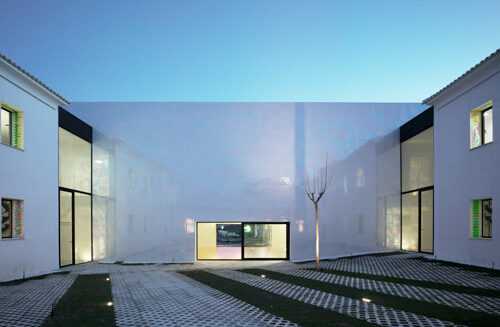 Music hall in algueña / cor & partners