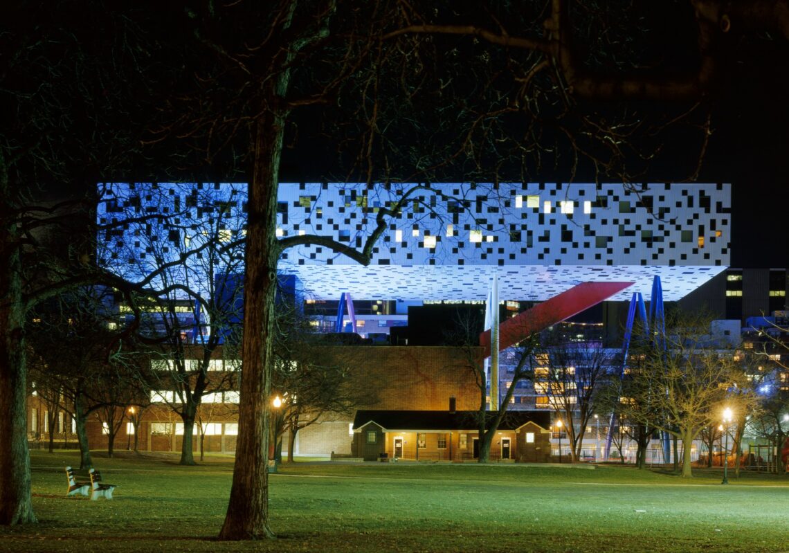 Sharp centre for design / will alsop