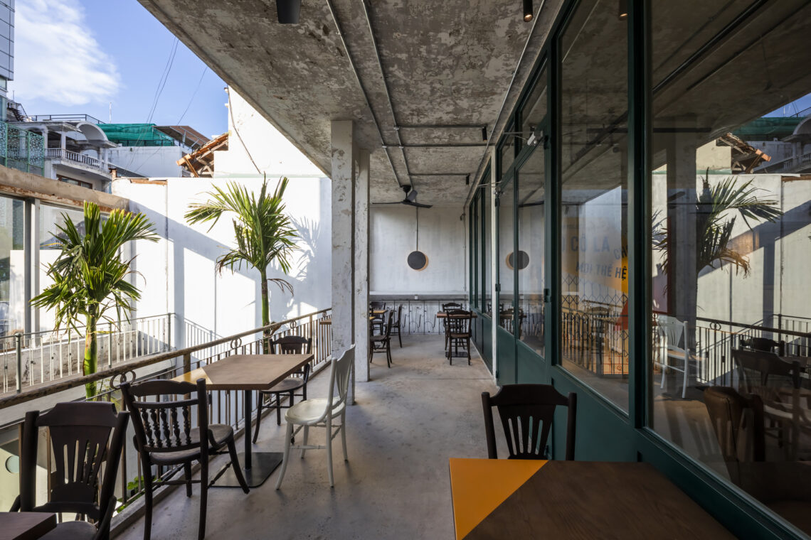 The Cocoa Project Café / T3 Architects