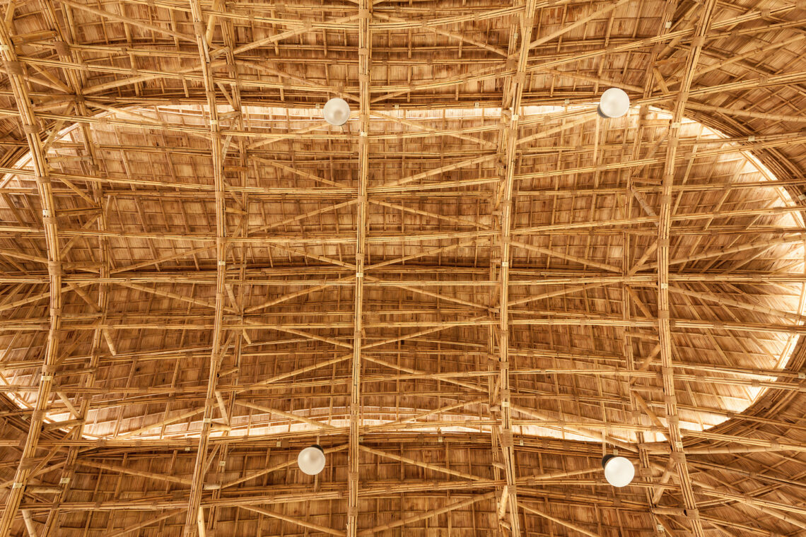 Bamboo Sports Hall for Panyaden International School / Chiangmai Life Construction