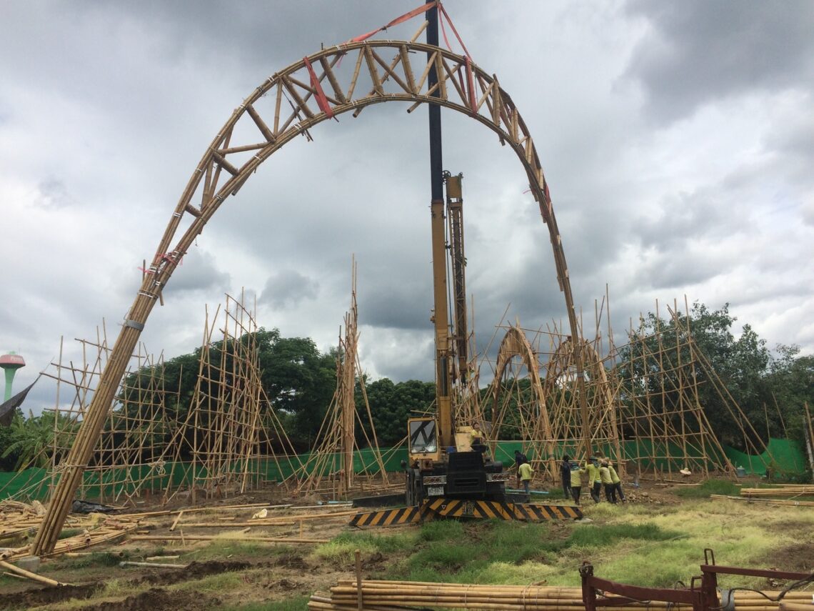 Bamboo Sports Hall for Panyaden International School / Chiangmai Life Construction