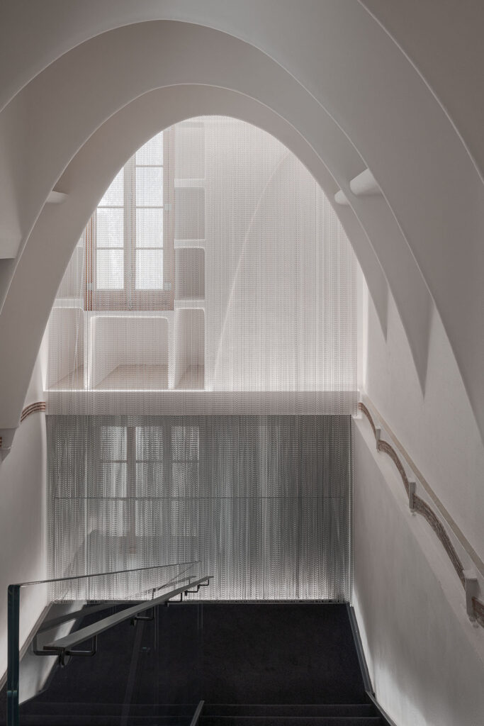 New Interior for Casa Batlló Stairs & Atrium / Kengo Kuma & Associates