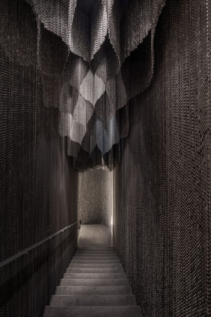 New Interior for Casa Batlló Stairs & Atrium / Kengo Kuma & Associates