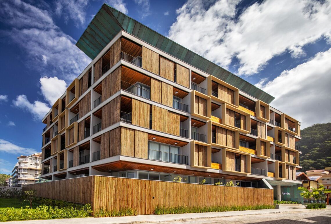 Bambu Atmosfera Residential Building / Perkins&Will