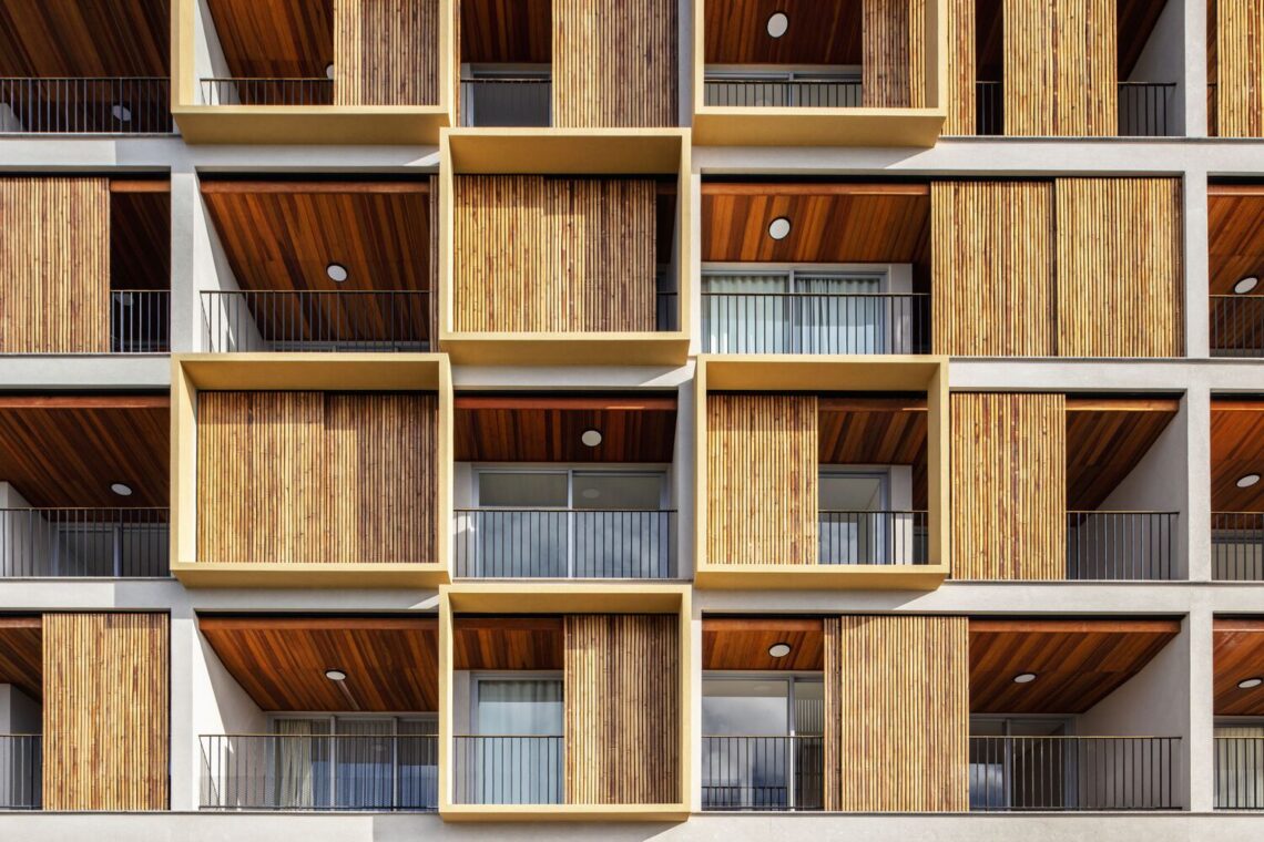 Bambu Atmosfera Residential Building / Perkins&Will