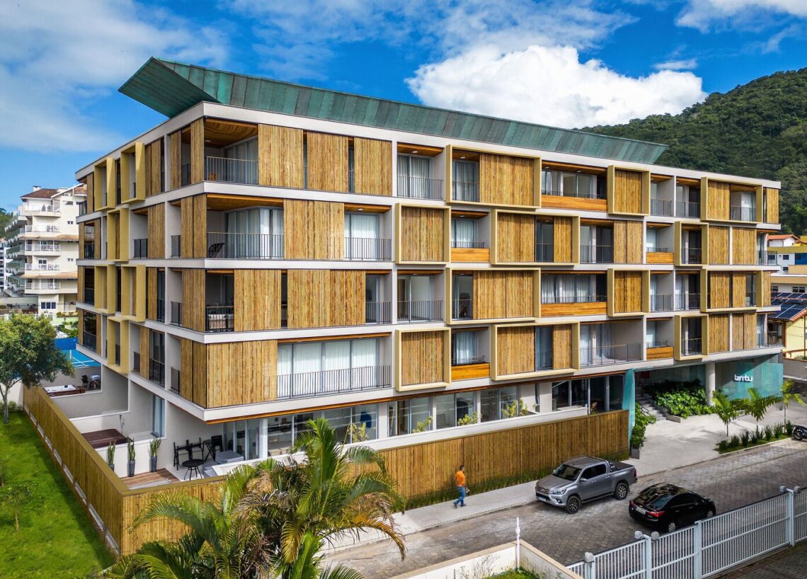 Bambu Atmosfera Residential Building / Perkins&Will