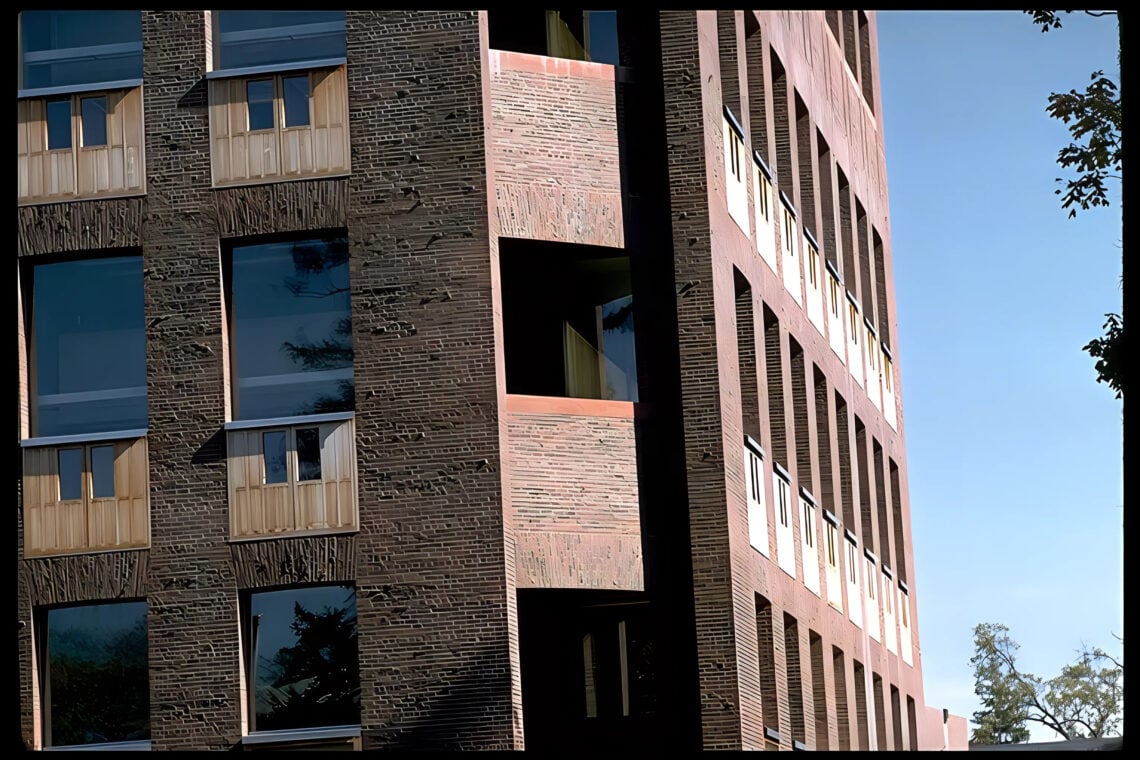 Phillips exeter academy library / louis kahn | classics on architecture lab