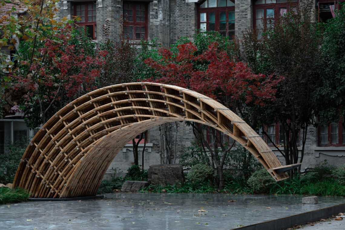 Bambow Suspended Flying Bridge / Atelier LAI