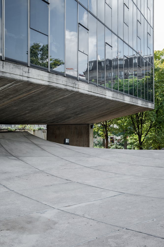 French Communist Party Headquarters / Oscar Niemeyer | Classics on Architecture Lab