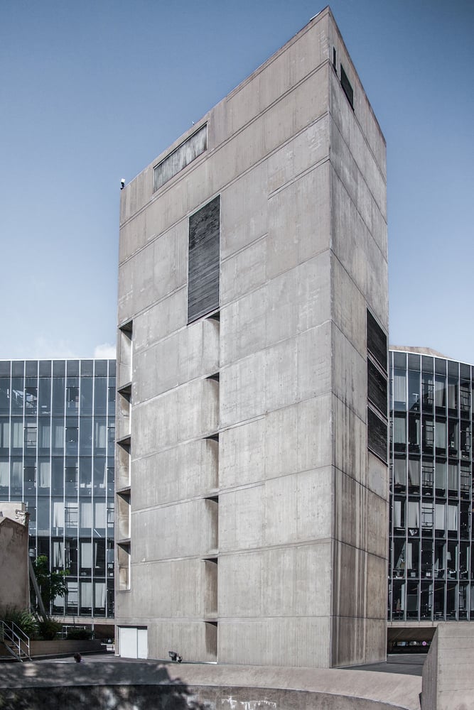 French Communist Party Headquarters / Oscar Niemeyer | Classics on Architecture Lab