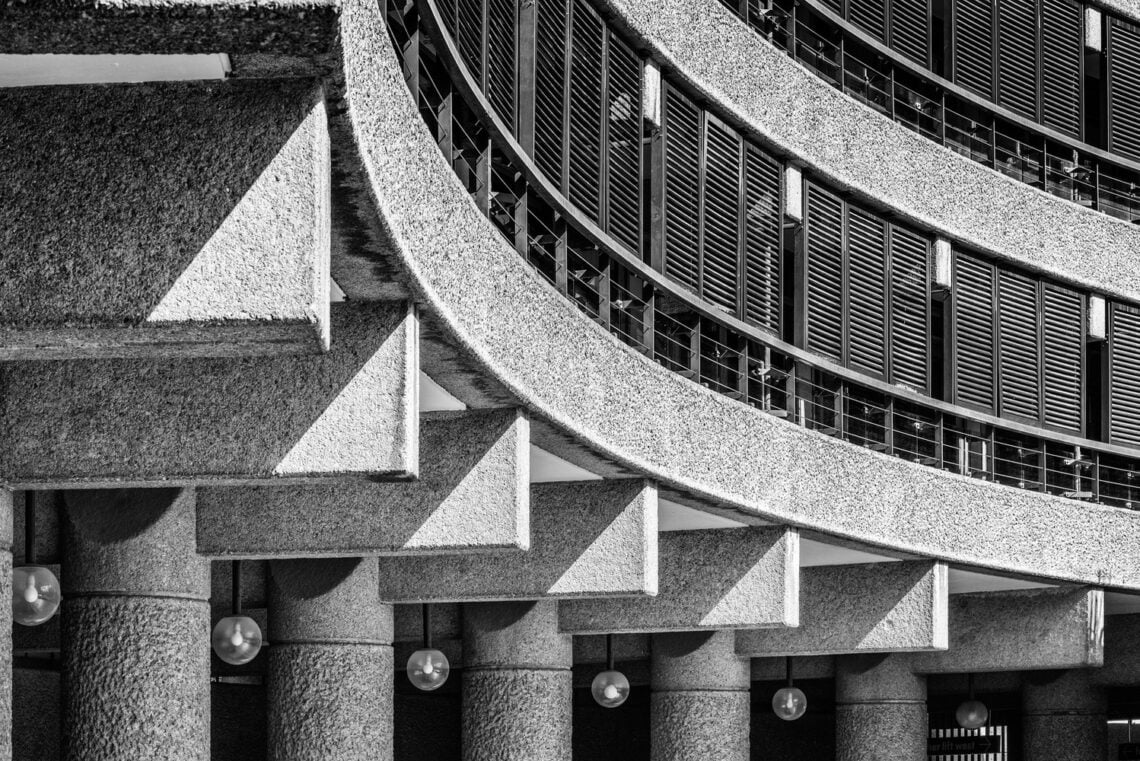 The Barbican Estate / Chamberlin, Powell and Bon Architects | Classics on Architecture Lab