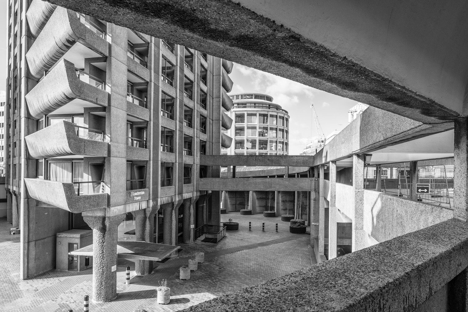 The Barbican Estate / Chamberlin, Powell and Bon Architects | Classics on Architecture Lab