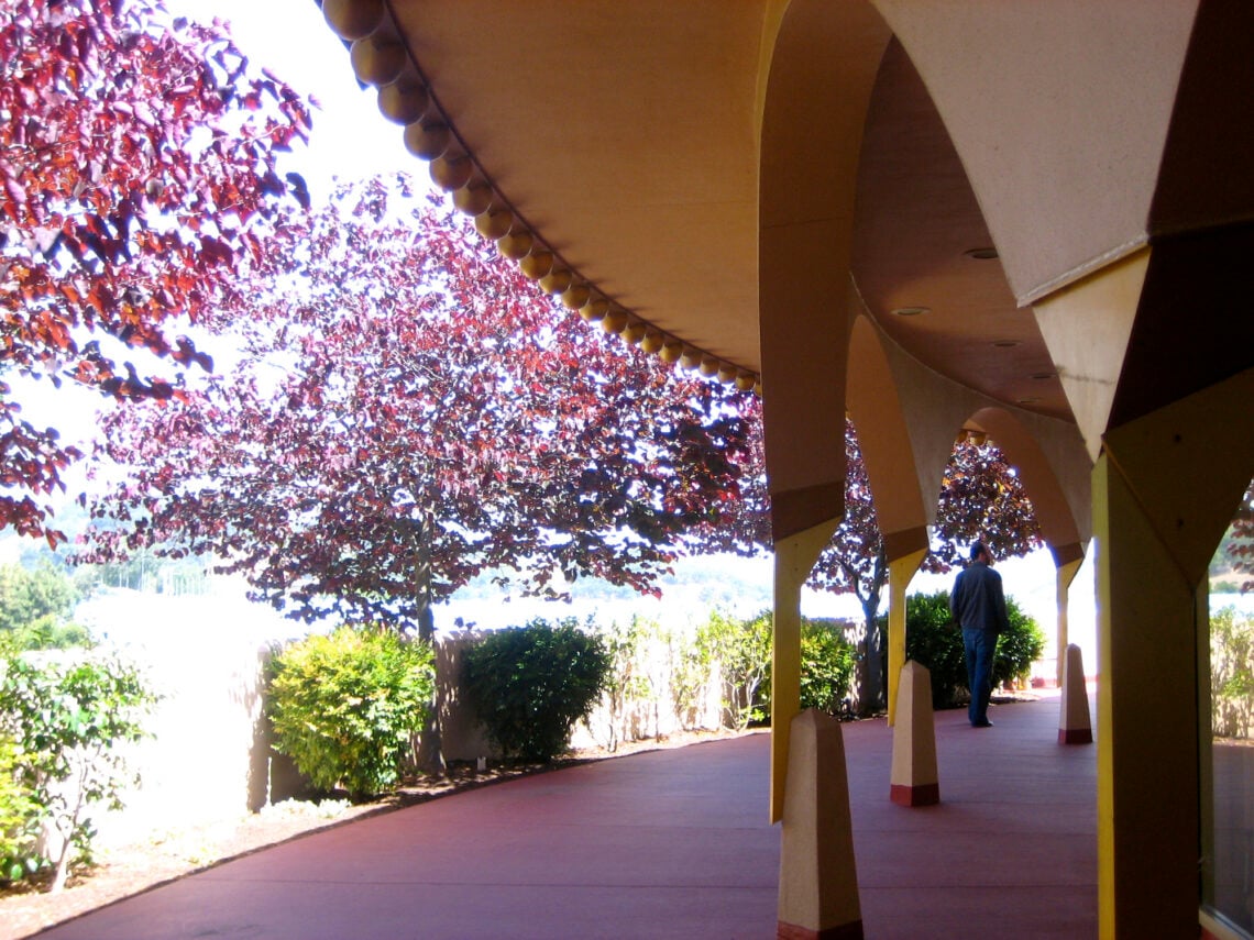 Marin Civic Center / Frank Lloyd Wright | Classics on Architecture Lab