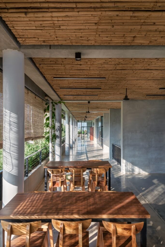 Coconut Club & Park in Phnom Penh / T3 Architects