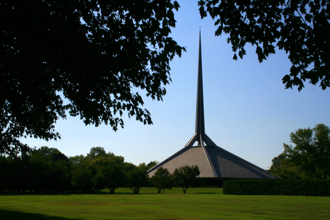 North Christian Church / Eero Saarinen | Classics on Architecture Lab