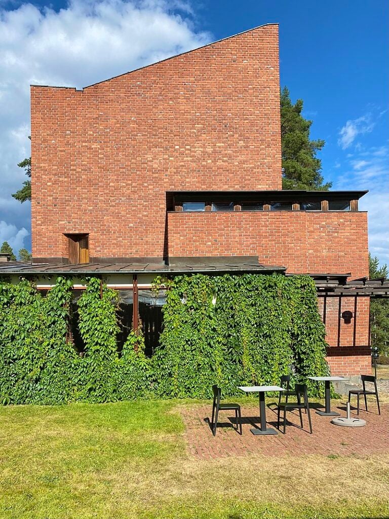 Säynätsalo Town Hall / Alvar Aalto | Classics on Architecture Lab