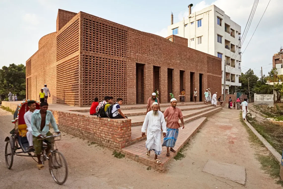 Bait Ur Rouf Mosque, Dhaka, Bangladesh - Marina Tabassum - © AKTC Rajesh Vora